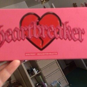 Jeffree Star Pink and Red Heart Palette heartbreaker